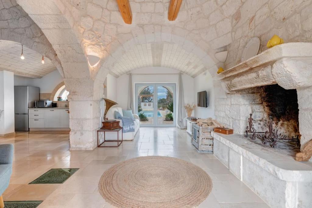 Trulli Gianpaolo - Luxury Villa ออสตูนี ภายนอก รูปภาพ