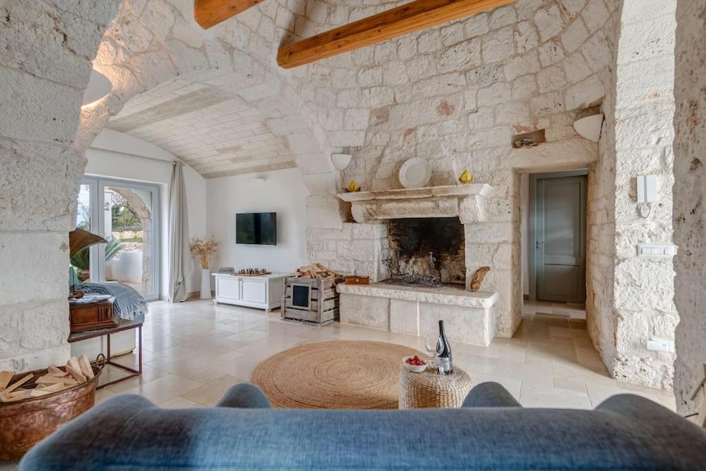 Trulli Gianpaolo - Luxury Villa ออสตูนี ภายนอก รูปภาพ